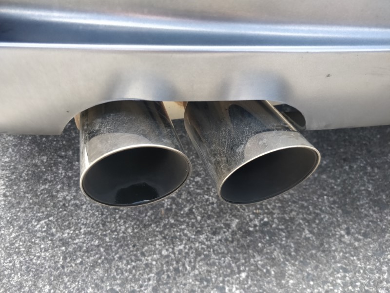 Exhaust%20(800x600).jpg